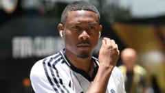 David Alaba muss schon wieder verletzt pausieren.