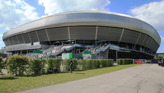 Das Stadion ist prachtvoll, benötigt aber einiges an Geld.