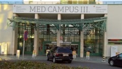 Die Frau wurde ins Uniklinikum Linz gebracht