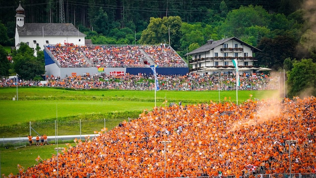 Die Formel 1 ist in der Steiermark – Tausende Holländer kommen in Orange.