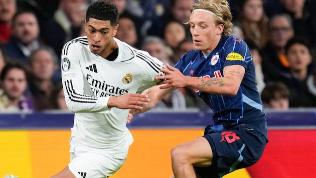 Bidstrup (re. gegen Reals Bellingham) traf beim 1:5 im Bernabeu.