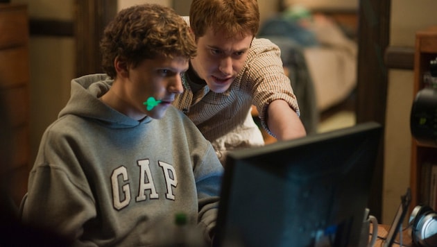 Jesse Eisenberg (links) spielte in „The Social Network“ den jungen Mark Zuckerberg.