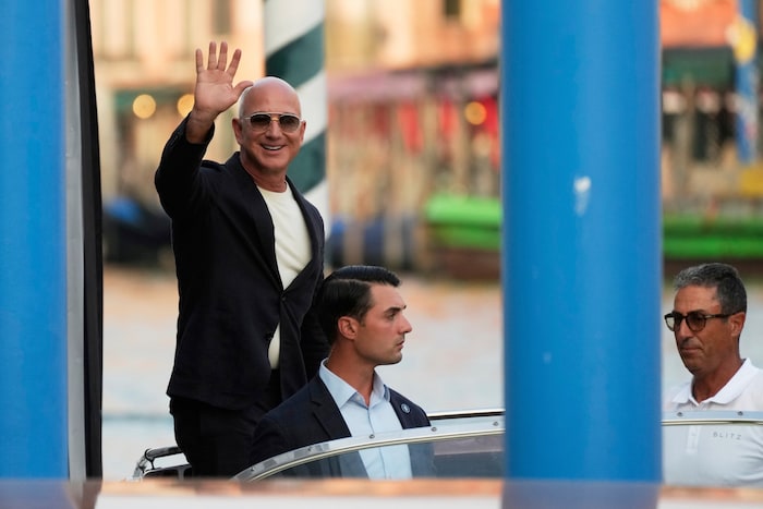 Jeff Bezos kam am Mittwoch in Venedig an.