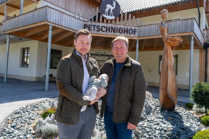 Das Familienresort – mit dem Kitz als Wahrzeichen lockt mit Erlebniswelten von Klein bis Groß. ...