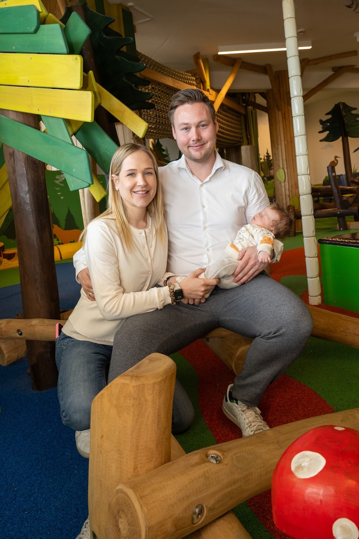 Gerwald junior mit seiner Frau Selina und Nachwuchs.