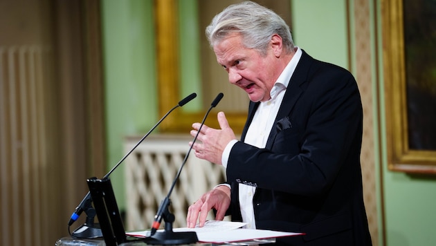 Josefstadt-Direktor Herbert Föttinger ärgert sich über seine Nachfolgerin, die das Ensemble ganz ...