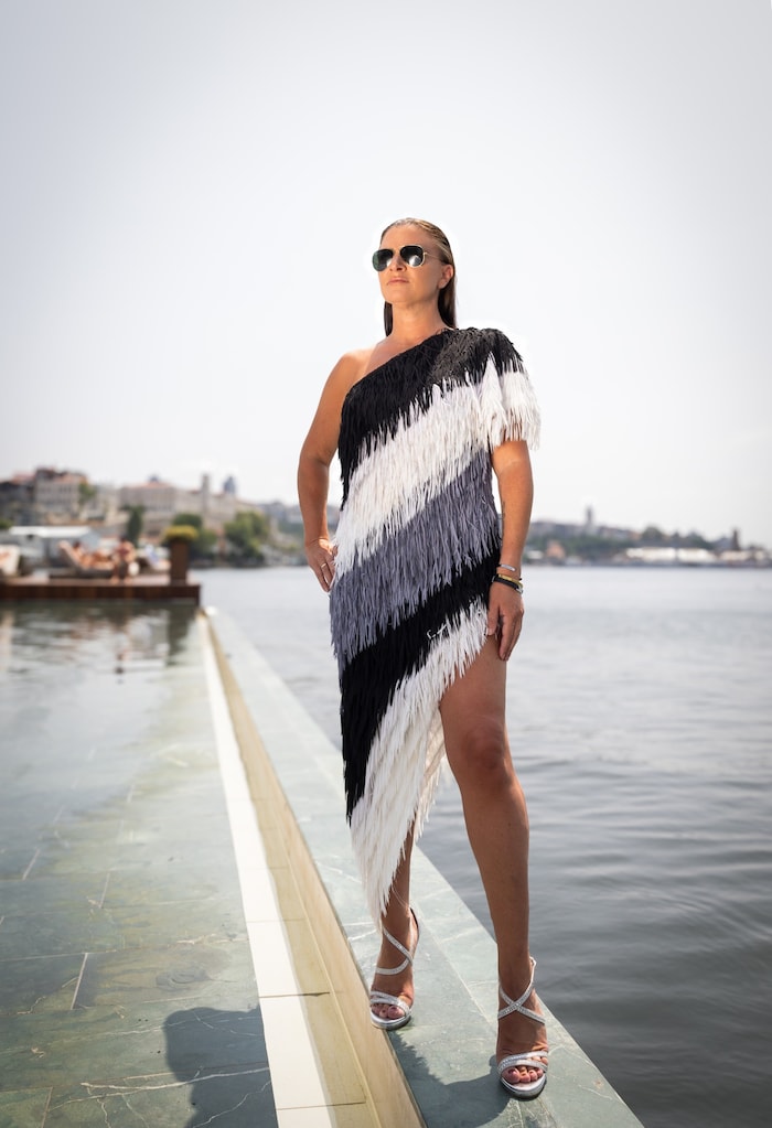 Katharina Nehammer mit dem Blick über den Bosporus . . .