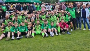 Greifenburg feiert nach dem Abstieg in der Saison 2022/23 die Rückkehr in die Unterliga.