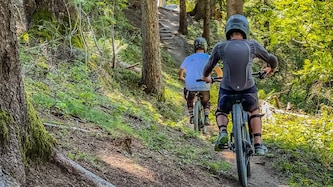 Der Bikepark bietet insgesamt 15 Trail-Strecken an. Ein junger Deutscher verunglückte am ...