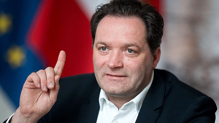 Umweltminister Norbert Totschnig wird der hochrangigste Politiker der rot-weiß-roten Delegation ...
