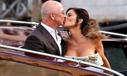 Ein Bussi für den Bräutigam: Jeff Bezos und Lauren Sánchez zeigten auf dem Weg zum Probedinner ...