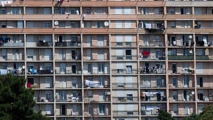 Die Hochhäuser im Norden von Marseille gelten als Hochburgen der organisierten Drogen-Banden in ...