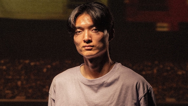 Kang Hee Lee