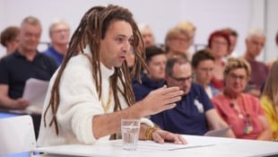 Max Höfler las bei den Tagen der deutschsprachigen Literatur 2025 in Klagenfurt