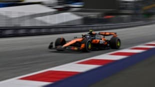Alex Dunne nahm im Cockpit von Lando Norris Platz.