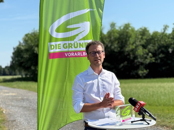 Grünen-Chef Daniel Zadra glaubt nicht an die Umsetzung der S18. Land und Bund sollten besser ...