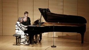 Elisabeth Leonskaja und Julius Drake am Flügel in Schwarzenberg. 