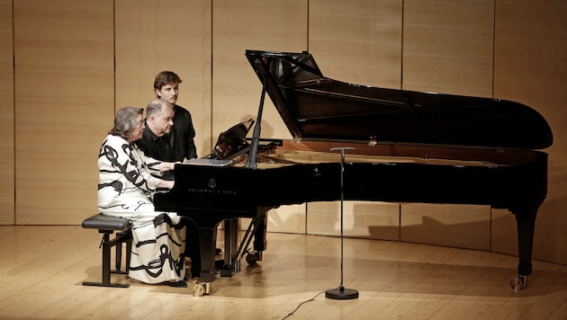 Elisabeth Leonskaja und Julius Drake am Flügel in Schwarzenberg. 