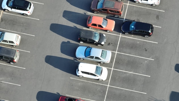 Das Auto wird bei hohen Temperaturen rasch zur Todesfalle für Kinder oder Haustiere.