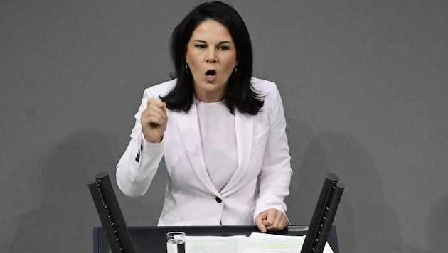 Die grüne Ex-Außenministerin Annalena Baerbock sprach in ihrer letzten, knapp zehnminütigen Rede ...