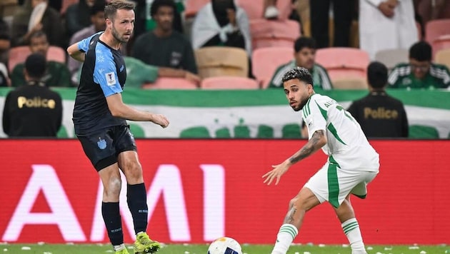 Rene Renner (li.) forderte im April in der Asien-Champions-League Al-Ahli.