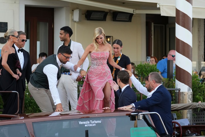 Ivanka Trump zeigte viel Bein.