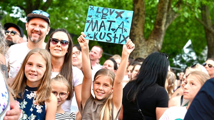 Fans stürmten die Ostbucht
