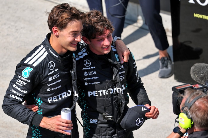 George Russell (li.) und Kimi Antonelli