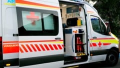 Ein Lenker wurde von der Rettung ins LKH Bludenz eingeliefert.