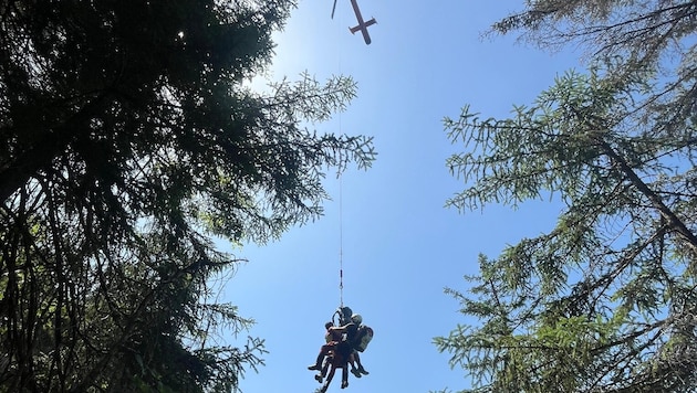 Erst kürzlich musste wieder ein Bergsteiger im Reichraminger Hintergebirge per Hubschrauber ...