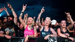 Starke Frauen im Thuner Stockhorn Stadion? Das ist nichts Neues – das gab es  schon mehrfach; ...