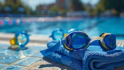Neun Mädchen berichteten von Missbrauch in einem Freibad. Bei den Verdächtigen handelt es sich ...