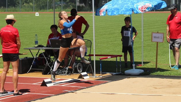 Chiara Schuler erwischte den Absprung im Lustenauer Parkstadion teilweise fast perfekt – holte ...