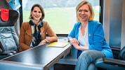 Als Ministerinnen Kolleginnen in der türkis-grünen Regierung: Edtstadler und Gewessler