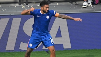 Chelsea-Captain Reece James bejubelt seinen Treffer zum 1:0!