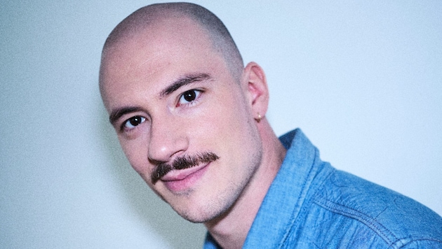 Burg-Schauspieler Tim Werths ist seit 2019 Mitglied des Burgtheater-Ensembles und feiert in ...