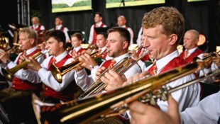 Die Proben zahlten sich definitiv aus, am Samstag sorgte die „Krone“-Kapelle für einen ...