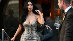 Kim Kardashian gibt zu, nach dem Ehe-Aus mit Kanye West endlich wieder Selbstvertrauen gefasst ...