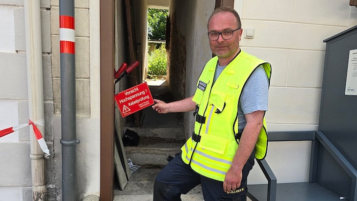 Ein Blitzschlag bei diesem Haus könnte der Auslöser für einen unterirdischen Kabelbrand gewesen ...