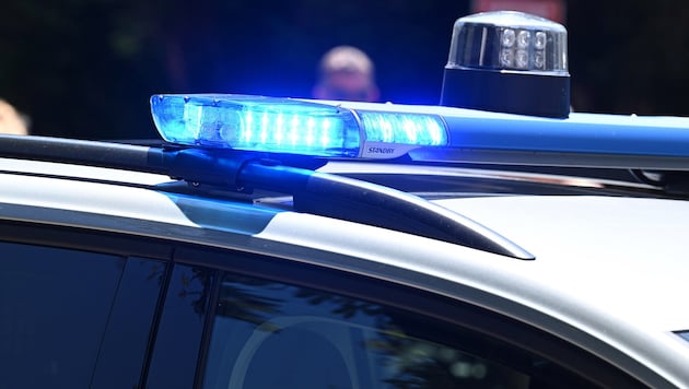 Am Sonntagabend ereignete sich auf der Westautobahn ein Unfall mit gleich sechs Fahrzeugen ...