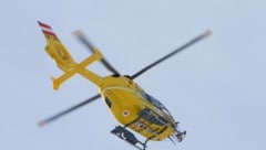 Die Frau wurde mit dem Rettungshubschrauber ins UKH Linz geflogen.