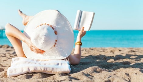 Relaxen und entspannen: Wir erklären Ihnen, was Sie bzw. Ihr Chef in Ihrem Urlaub dürfen.
