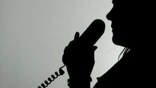 Nach Angaben von Amnesty International werden in Kambodscha Menschen, darunter auch Kinder, in ...