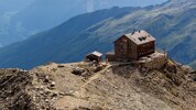 Die Zwickauer Hütte im Gebiet des Südtiroler Naturparks Texelgruppe wurde 1889 vom Alpenverein ...