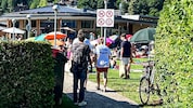 Am Nachmittag des 29. Juni meldeten Zeugen der Wasserrettung in einem Strandbad St. Gilgen am ...