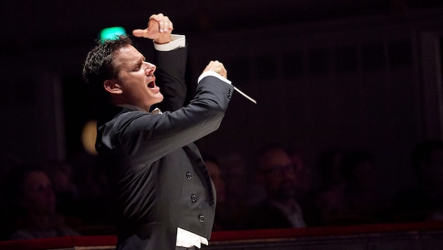 Wird im Herbst 2027 Chefdirigent des Orchestre National de France: der scheidende Musikdirektor ...