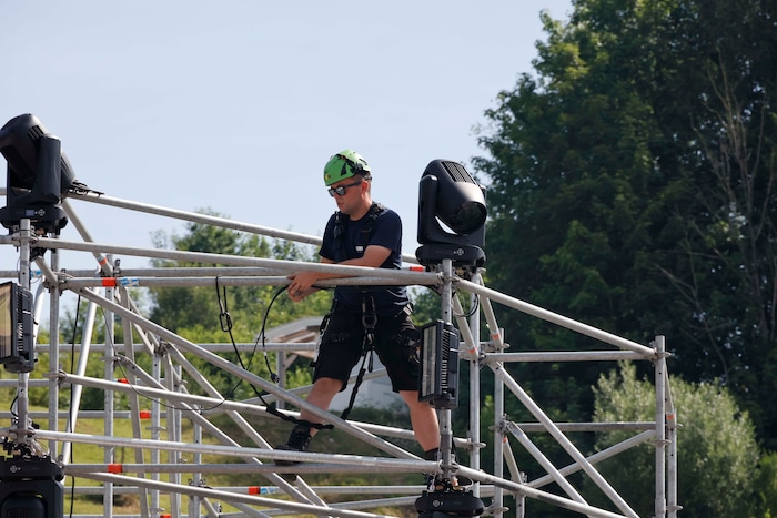 Bis zur 300 Arbeiter sind täglich im Einsatz