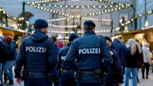 Der 21-Jährige soll mehrere Anschläge auf Weihnachtsmärkte in Salzburg geplant haben.
