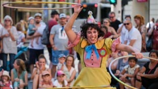 Akrobatik wie im Zirkus: Beim Pflasterspektakel treten Profis auf.