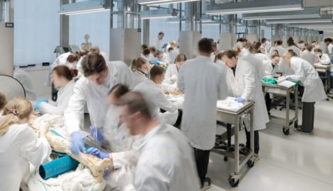Körperspenden liefern einen wichtigen Beitrag zur Ausbildung angehender Mediziner sowie für ...